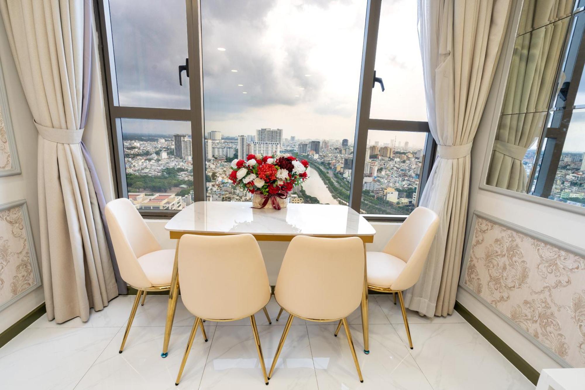 Awesome Rivergate Apartment - Cbd In Hcm City Ho Chi Minh City Exterior photo